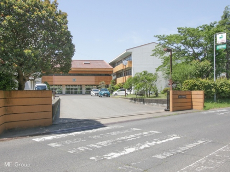 周辺環境　中学校 480m 佐倉市立臼井西中学校