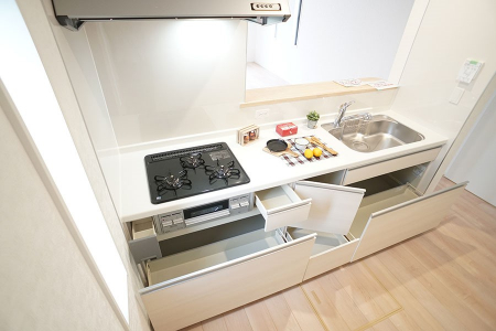 キッチン　デザイン性も機能性も兼ね備えた使い勝手の良いカウンターキッチンです。
