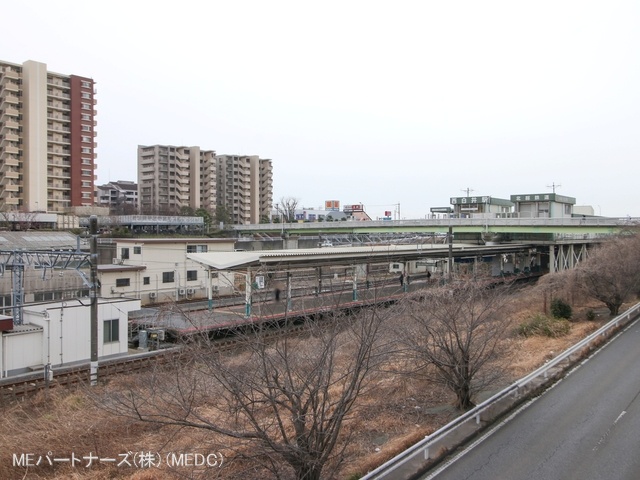 ӊ@w 2010m kSuvw