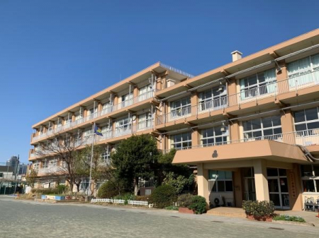 ���ӊ��@-