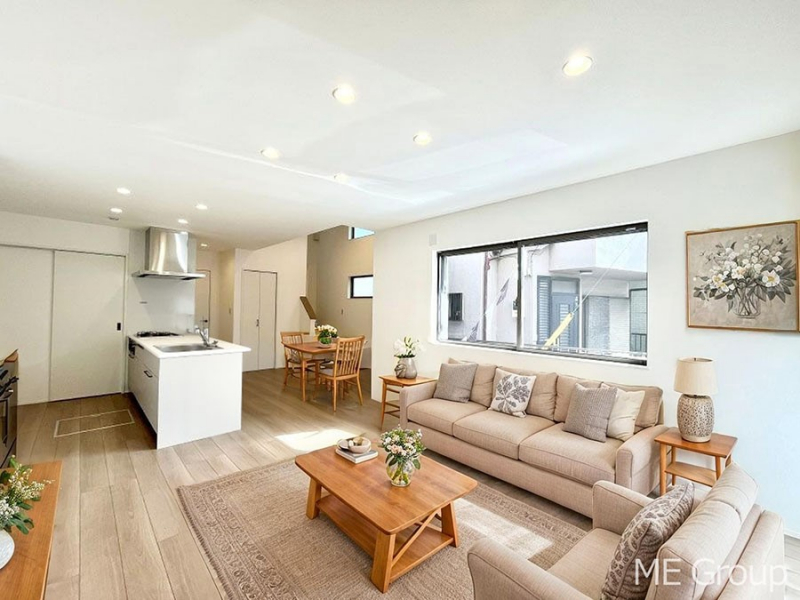 rO@Ƒ̓₩Șbŕ܂閾邢rO  ƋCGł