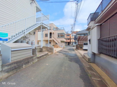 nynʐ^@-