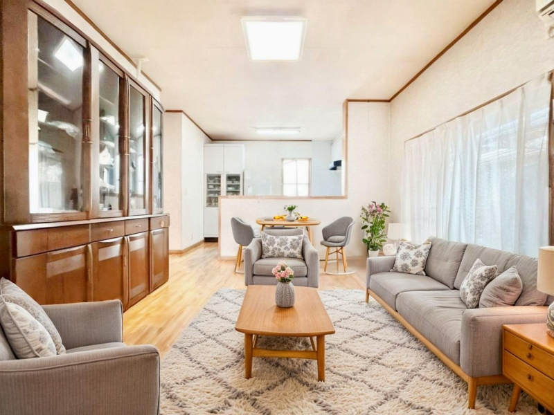 ���r���O�@���Ƒ��̓��₩�Șb�����ŕ�܂�閾�邢���r���O  ���Ƌ��CG�ł�