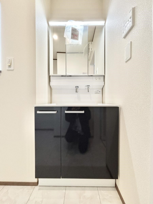 ���ʑ�E���ʏ��@�傫�����₷���O�ʋ��Ő�����������ʑ�́A�g�����Ȃ݃`�F�b�N�┧�̂������ɂ������߂ł��B