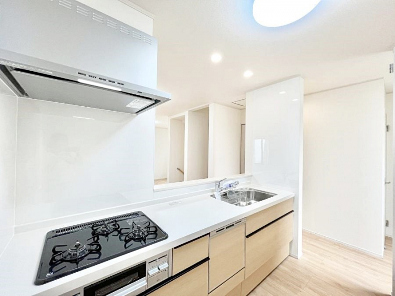 Lb`@JE^[zɊyׂB̂ƔȂ肻łˁB