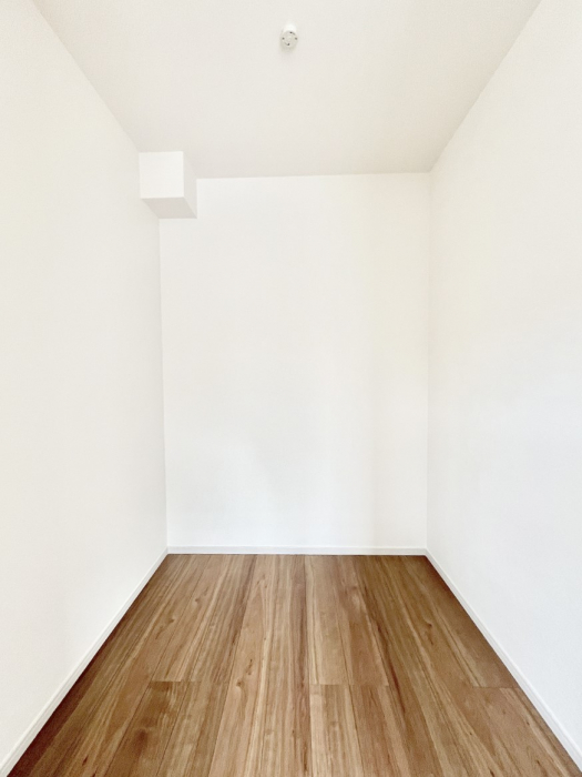 ̑@EH[NCN[[bgtŐԂLpł܂B