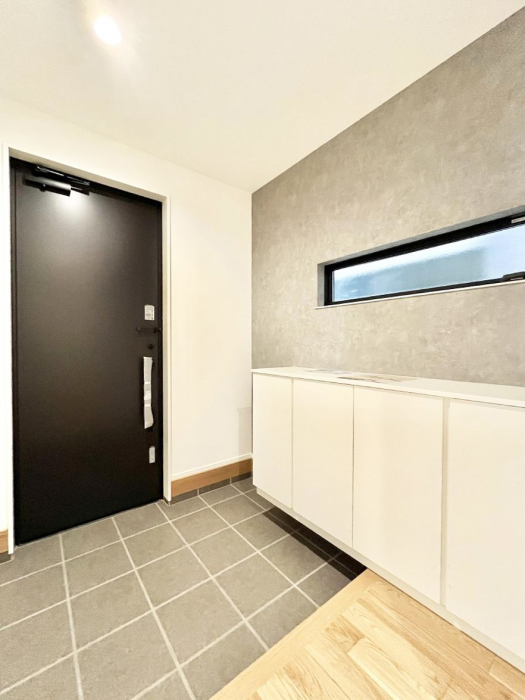 ց@ʔ͂Ƒ̎ʐ^G߂̃CeAŏIƂĉoł܂