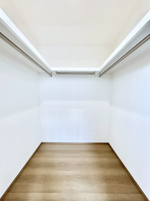 ���̑��@�ߗނ��n���K�[�Ɋ|�����܂܎��[�ł���WIC�B�ߗނ̐������ڂ����₷���ĕ֗��ł��I