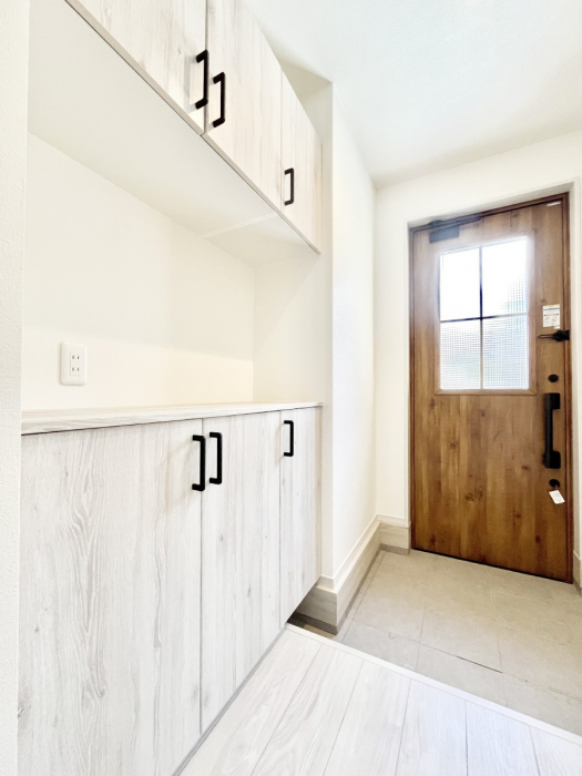 ց@ʔ͂Ƒ̎ʐ^G߂̃CeAŏIƂĉoł܂