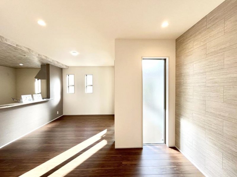 rO@͋Ĉkcj͉Ƒ݂Ȃ̉K  