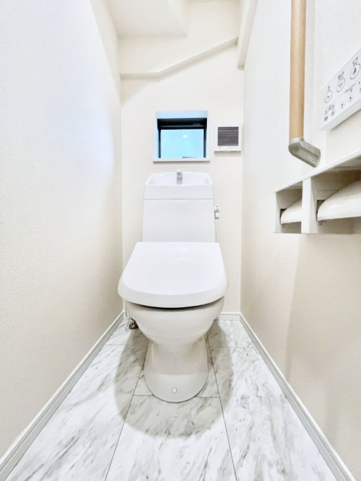 gC@gC1K2KꂼɔzuĂĂƂĂ֗łB 