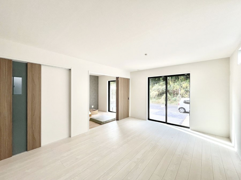 rO@͋Ĉkcj͉Ƒ݂Ȃ̉K  