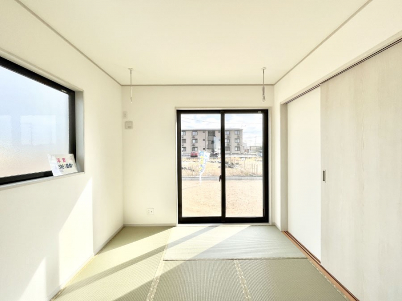 ���̑����ρ@�_�炩����̋�Ԃ́A���q�l�̗V�я�◈�q���̂����ĂȂ��̏ꏊ�Ƃ��ďd�󂵂܂��B 