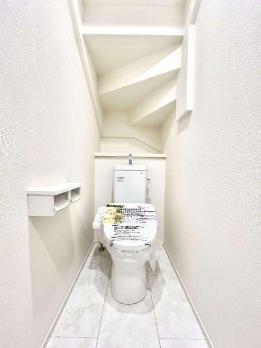 gC@gC1K2KꂼɔzuĂĂƂĂ֗łB 
