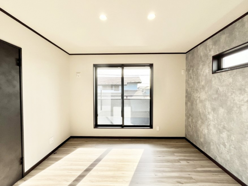 ���̑����ρ@�o���R�j�[���J�������v���X���Ă����m��