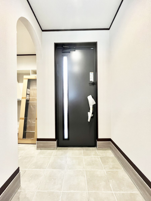 ���ց@�K���X�X���b�g�̓��������փh�A�������Ɍ���͂��Ă���܂�