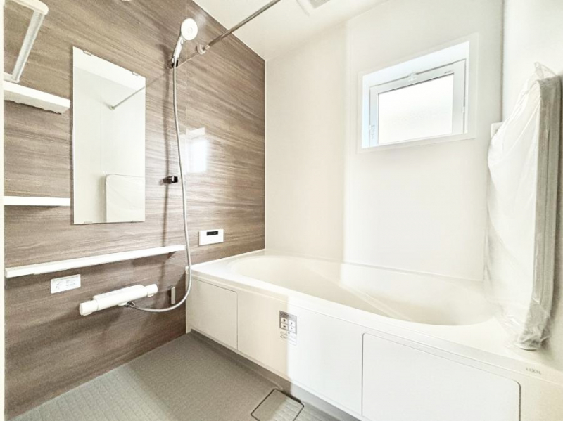 �����@����̔�������Ă���閾�邢�������̂���o�X���[��