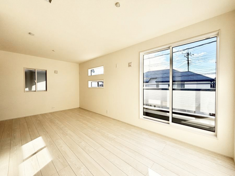 ���̑����ρ@�o���R�j�[���J�������v���X���Ă����m��