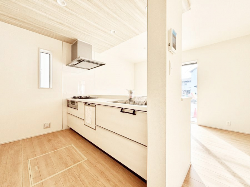 �L�b�`���@���������Ȃ��炲�Ƒ��Ƃ̉�b���y���߂�ΖʃJ�E���^�[�L�b�`��