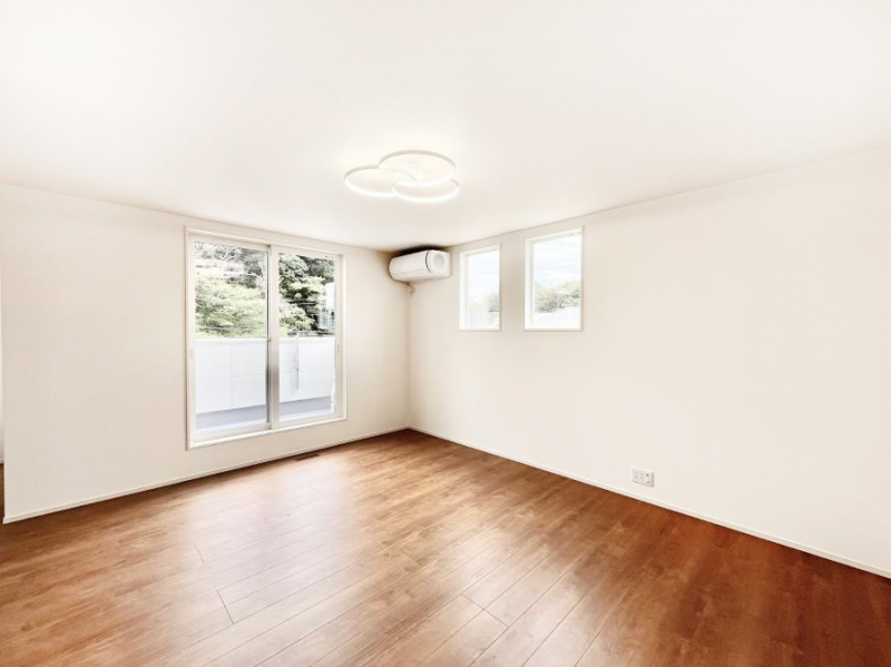 rO@Ƒc̎ԂȂ났̃rO_CjOB   