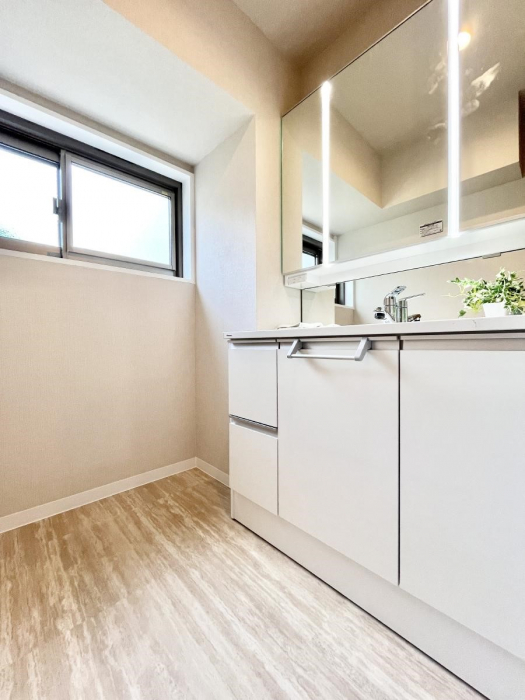 ���ʑ�E���ʏ��@������������ʉ��ώ��Œ��̐g�x�x�����K  