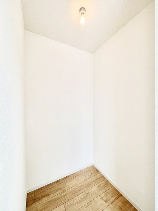 ̑@EH[NCN[[bg̊pŐԃXbL