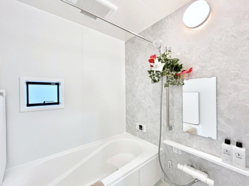 �����@����̔�����₷��؂ȃo�X�^�C���B�������Ƃ����C���y����Ŕ����Ƃ肽���ł��ˁI  