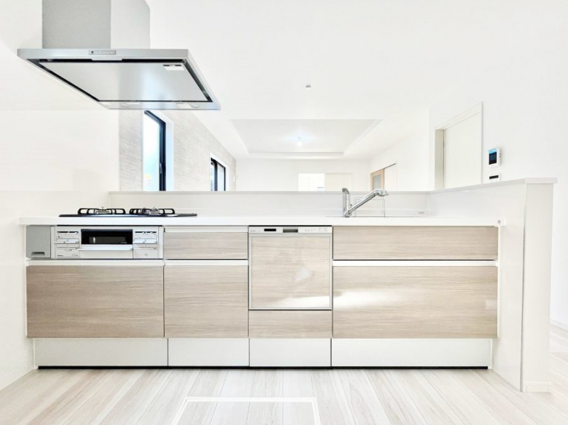 �L�b�`���@�������������I�ɁA�y�����I�V�X�e���L�b�`��