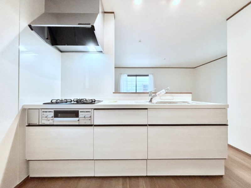 �L�b�`���@�������������I�ɁA�y�����I�V�X�e���L�b�`��  