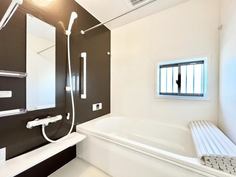 �����@����̔�������Ă���閾�邢�������̂���o�X���[��