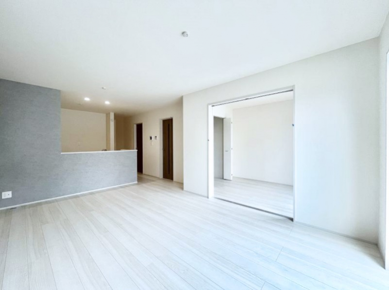 rO@אڂ̗mJ΂ɍLXԂɁI  