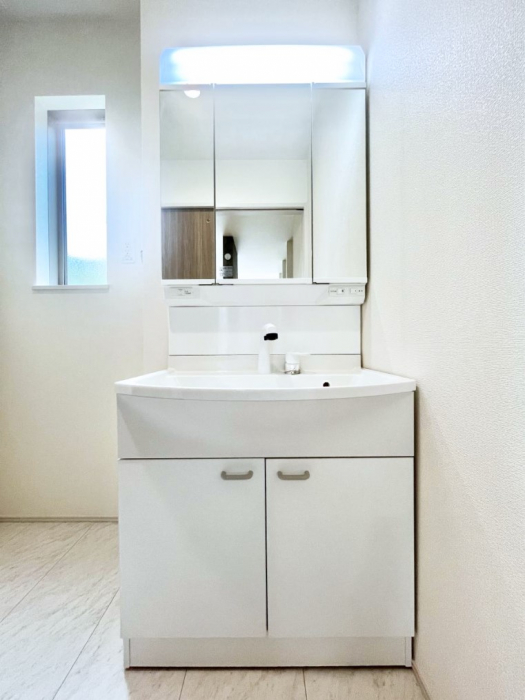 ʑEʏ@傫₷OʋŐʑ́AgȂ݃`FbN┧̂ɂ߂łB 