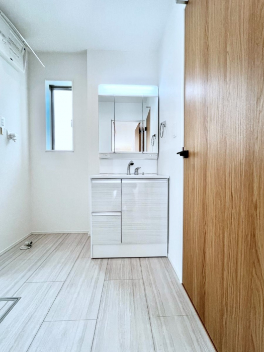 ���ʑ�E���ʏ��@���邢���ʏ��͖����̐g�x�x���y�����ł����Ⴂ�����ł��B