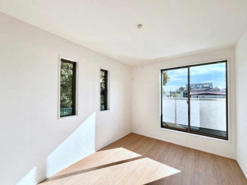 ���̑����ρ@�o���R�j�[���J�������v���X���Ă����m��  