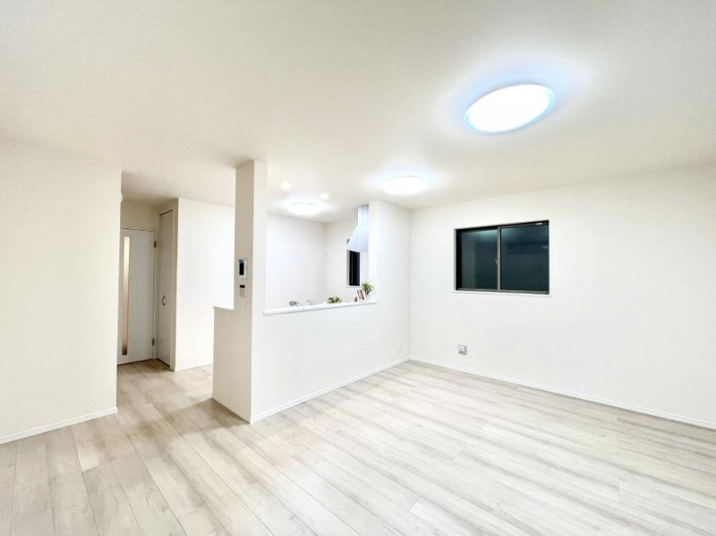 rO@͋Ĉkcj͉Ƒ݂Ȃ̉K  