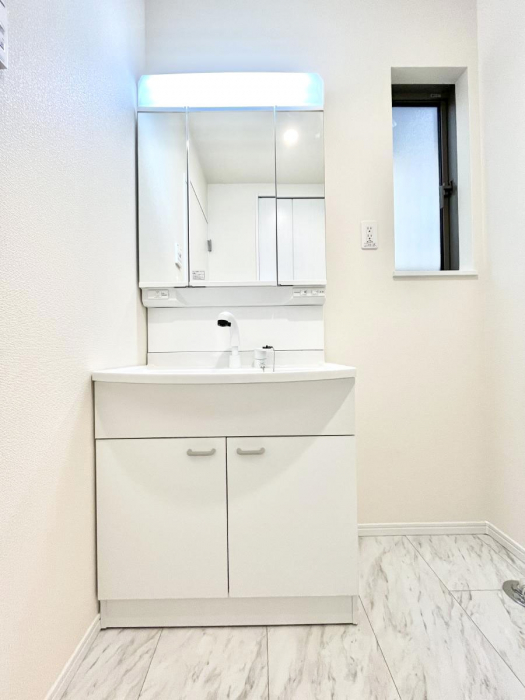 ʑEʏ@傫₷OʋŐʑ́AgȂ݃`FbN┧̂ɂ߂łB 