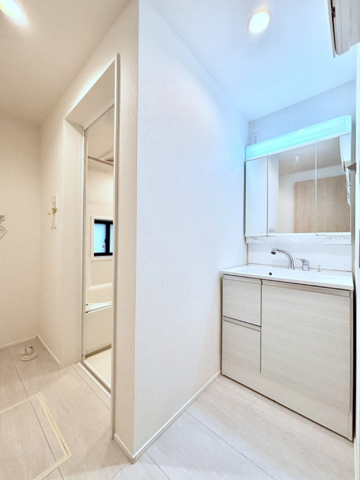 ���̑��@�������̂�����K��Ԃł��B�����̐g�x�x���C�����ǂ����g�������܂��B 