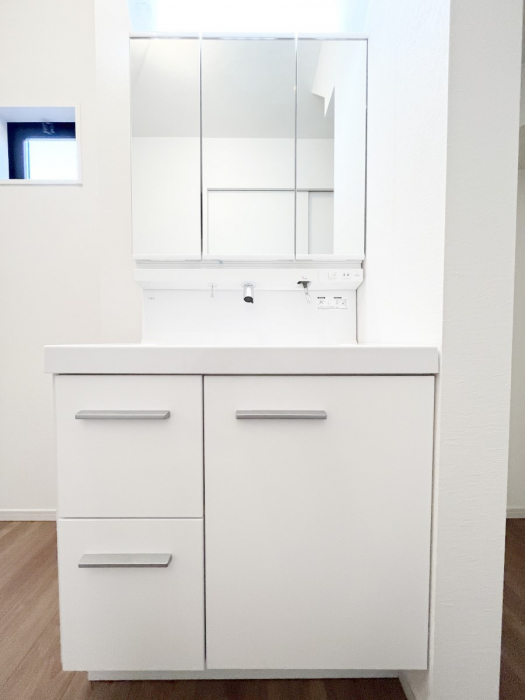 ���ʑ�E���ʏ��@�傫�����₷���O�ʋ��Ő�����������ʑ�́A�g�����Ȃ݃`�F�b�N�┧�̂������ɂ������߂ł��B 