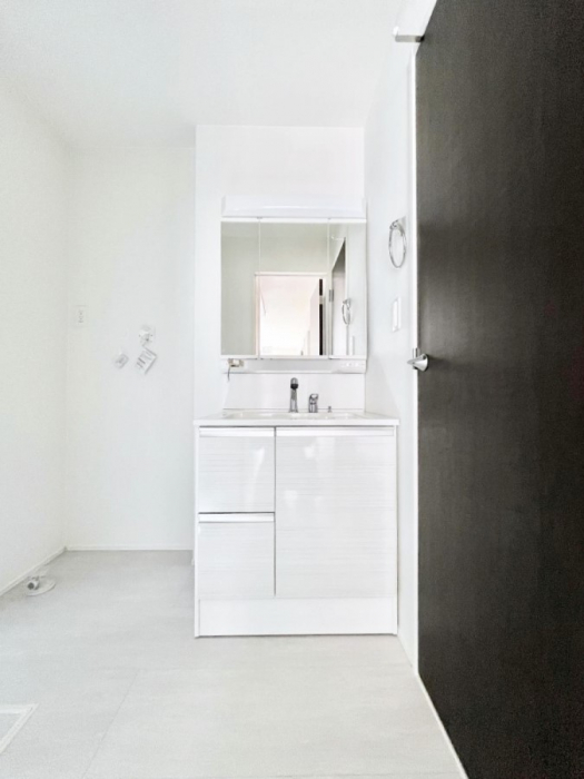 ʑEʏ@Ƃ̐ʃXy[XŒ̐gxxX[Y