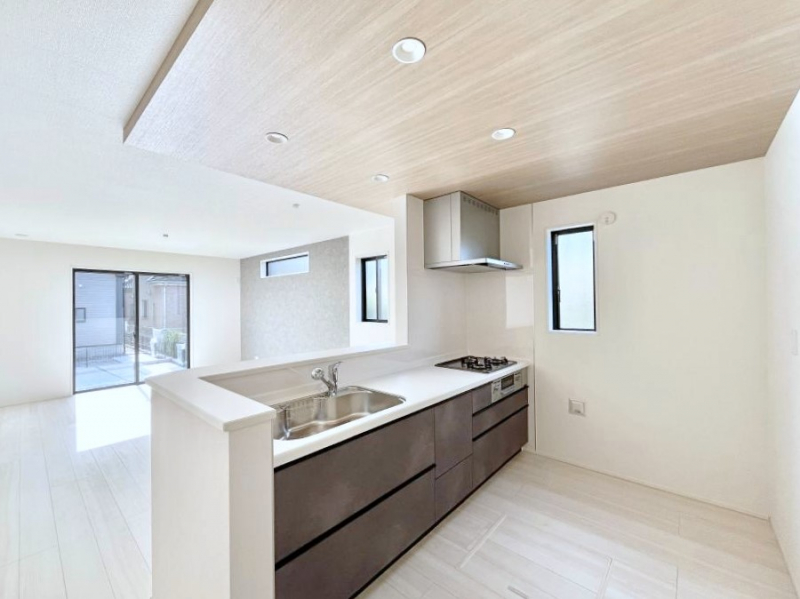 Lb`@Ȃ炲ƑƂ̉by߂ΖʃJE^[Lb`