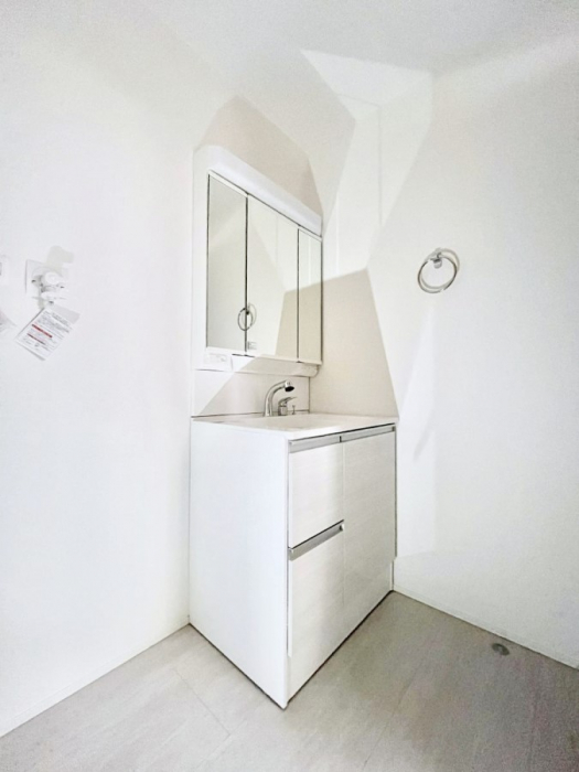 ʑEʏ@Ƃ̐ʃXy[XŒ̐gxxX[Y