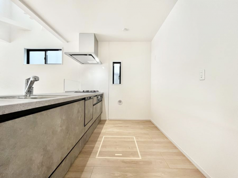 Lb`@Ȃ炲ƑƂ̉by߂ΖʃJE^[Lb`