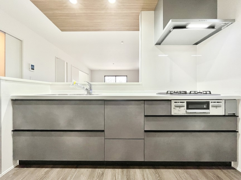 �L�b�`���@�������������I�ɁA�y�����I�V�X�e���L�b�`��  