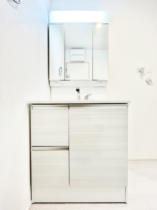 ���ʑ�E���ʏ��@���[�͂Ƌ@�\���ɗD�ꂽ���ʉ��ϑ�