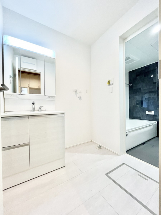 ���ʑ�E���ʏ��@�������̂�����K��Ԃł��B�����̐g�x�x���C�����ǂ����g�������܂��B 