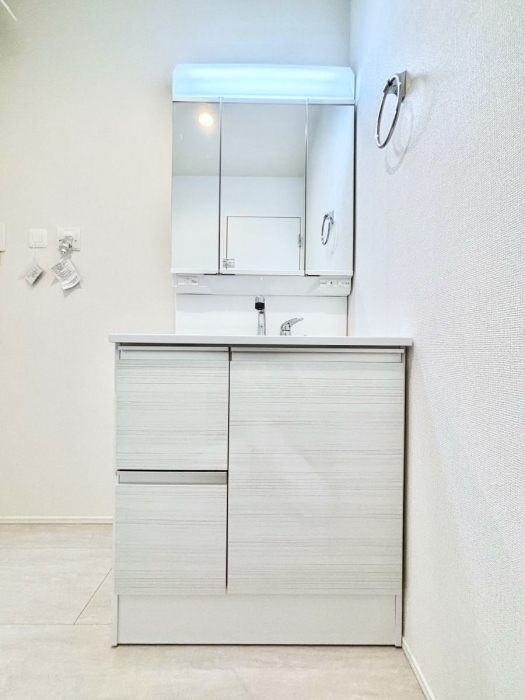 ���ʑ�E���ʏ��@�傫�����₷���O�ʋ��Ő�����������ʑ�́A�g�����Ȃ݃`�F�b�N�┧�̂������ɂ������߂ł��B 