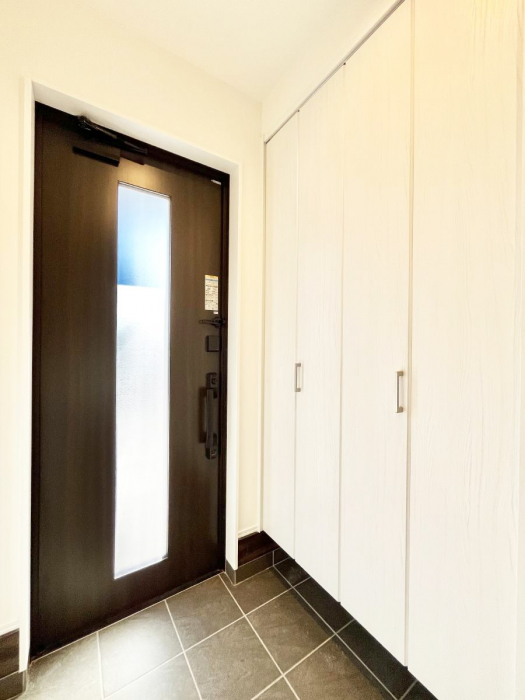 ց@KXXbg̓փhAɌ͂Ă܂