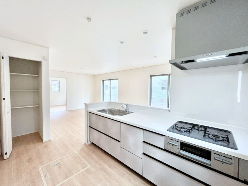 Lb`@JE^[zɊyׂB̂ƔȂ肻łˁB 