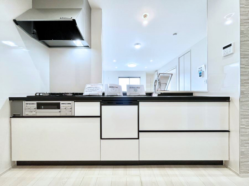 �L�b�`���@�������������I�ɁA�y�����I�V�X�e���L�b�`��  