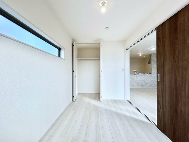 ���̑����ρ@���r���O�ׂ̗ɂ���m���B�����J�����čL�����p���邱�Ƃ��\�ł��B